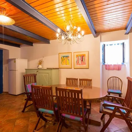 House Eva, Hotell 3*